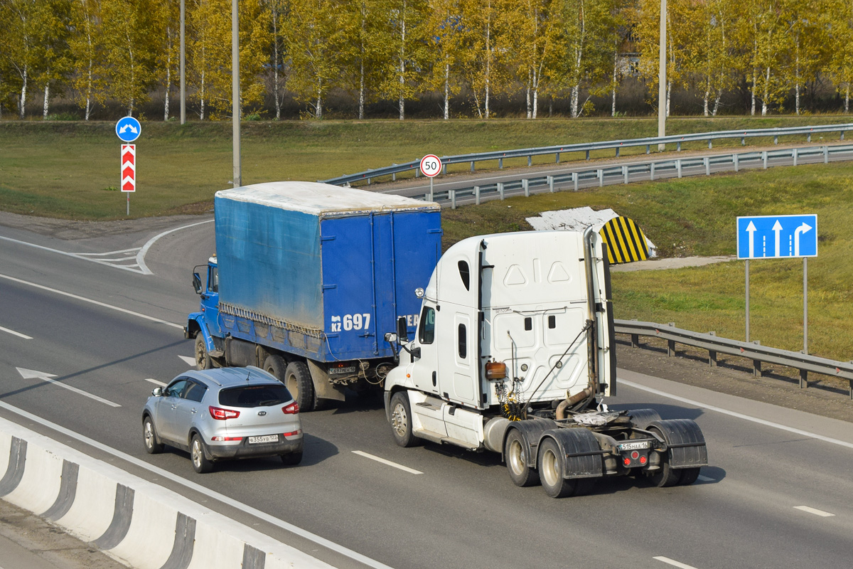 Восточно-Казахстанская область, № 515 HAA 16 — Freightliner Cascadia