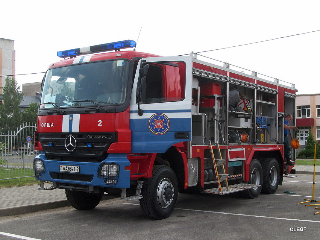 Витебская область, № АА 6821-2 — Mercedes-Benz Actros ('2003) 3336