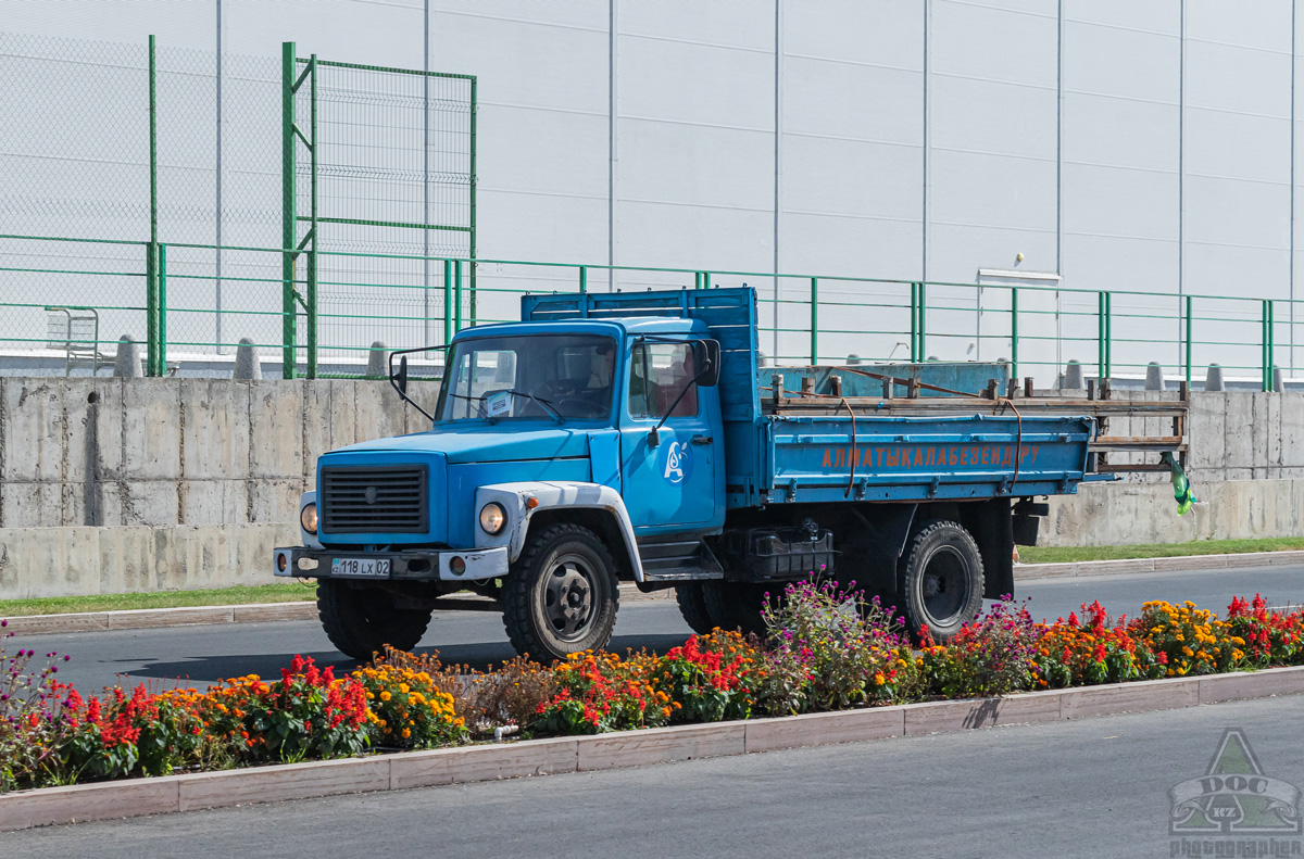Алматы, № 118 LX 02 — ГАЗ-3307
