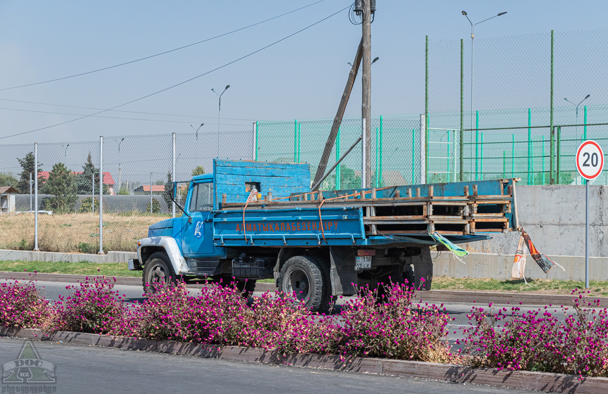 Алматы, № 118 LX 02 — ГАЗ-3307