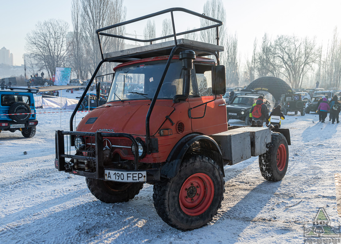 Алматы, № A 190 FEP — Mercedes-Benz Unimog (общ.м)