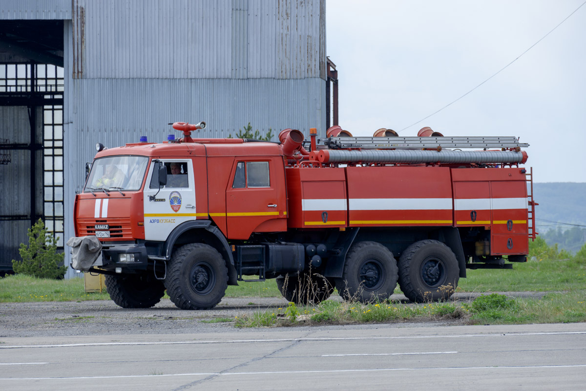 Кемеровская область, № Е 612 АК 142 — КамАЗ-43118-10 [43118K]