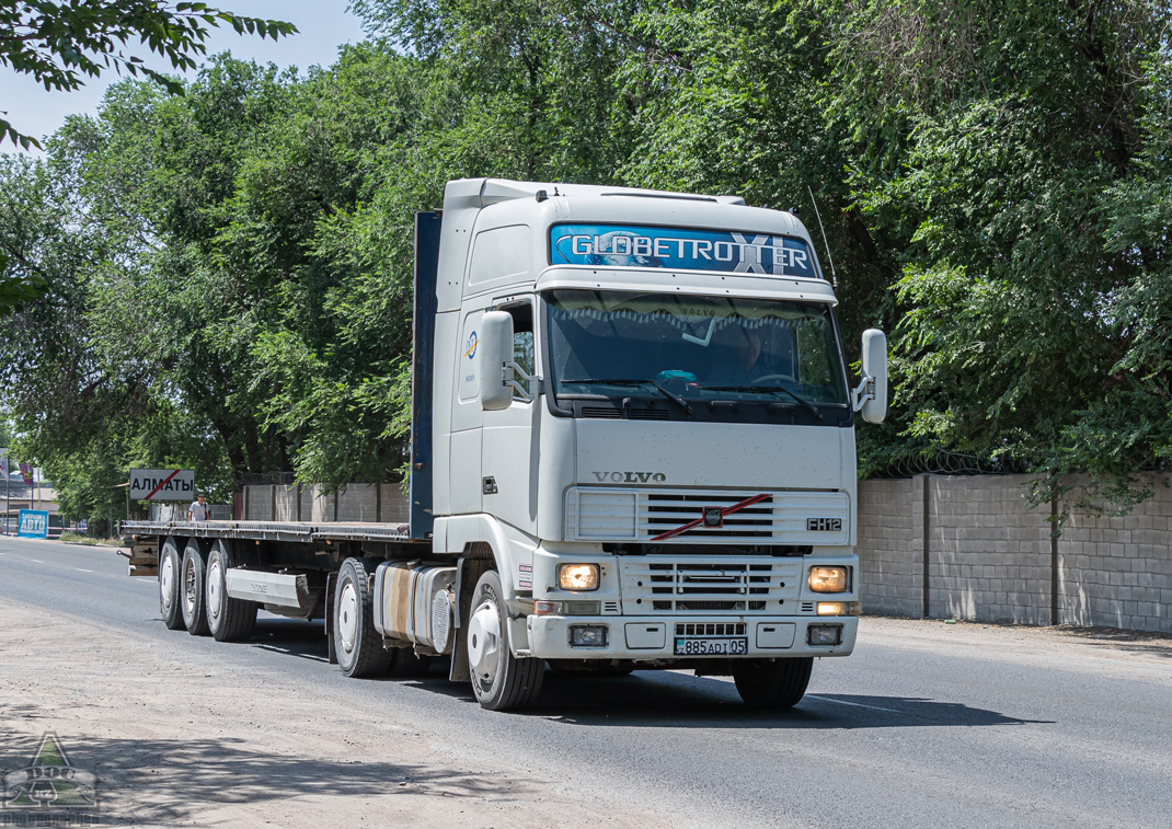 Алматинская область, № 885 ADI 05 — Volvo ('1993) FH12.340