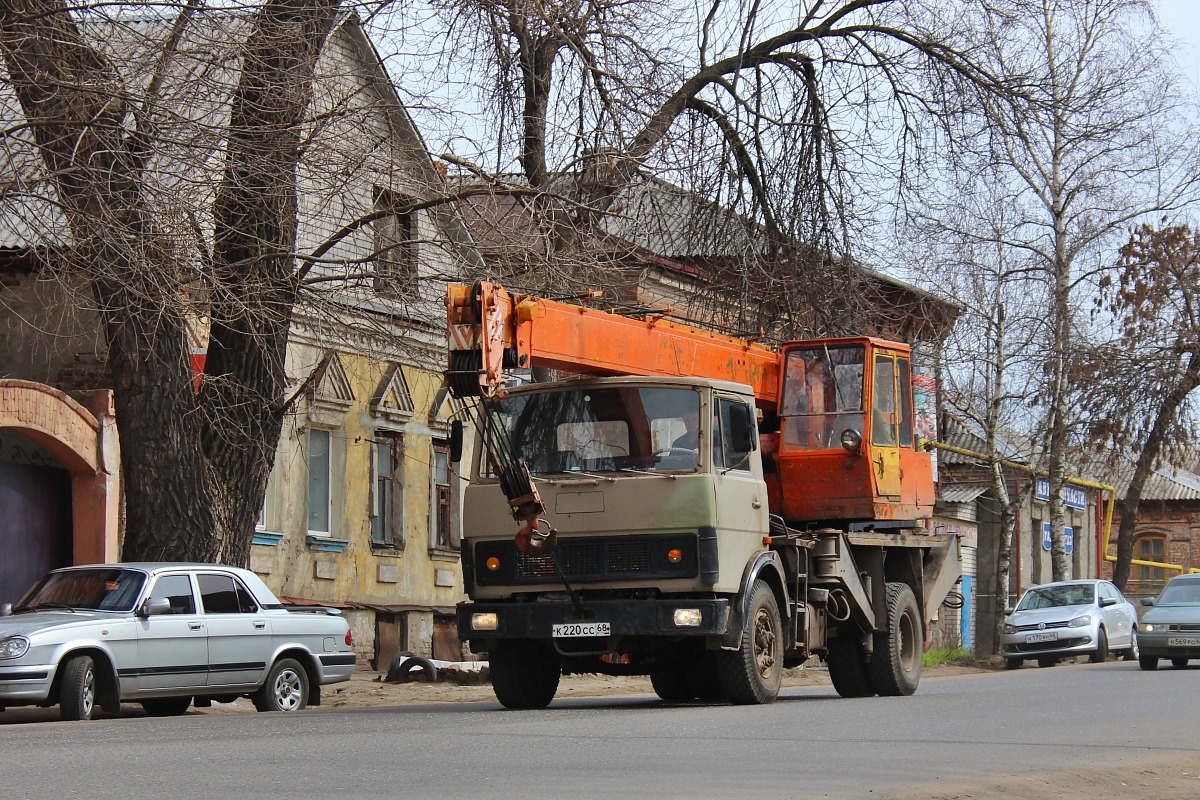 Тамбовская область, № К 220 СС 68 — МАЗ-5337 [533700]