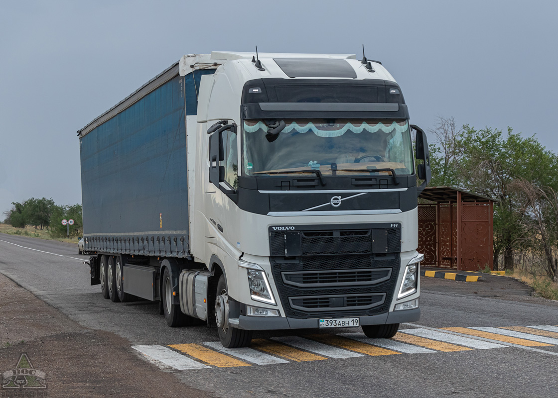 Жетысуская область, № 393 ABH 19 — Volvo ('2012) FH.500