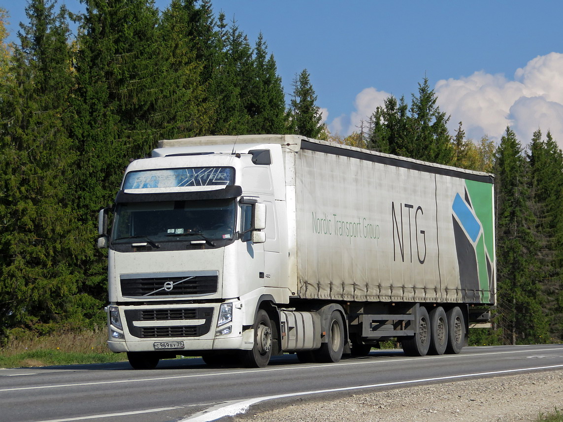 Калининградская область, № С 969 ВУ 39 — Volvo ('2008) FH.460