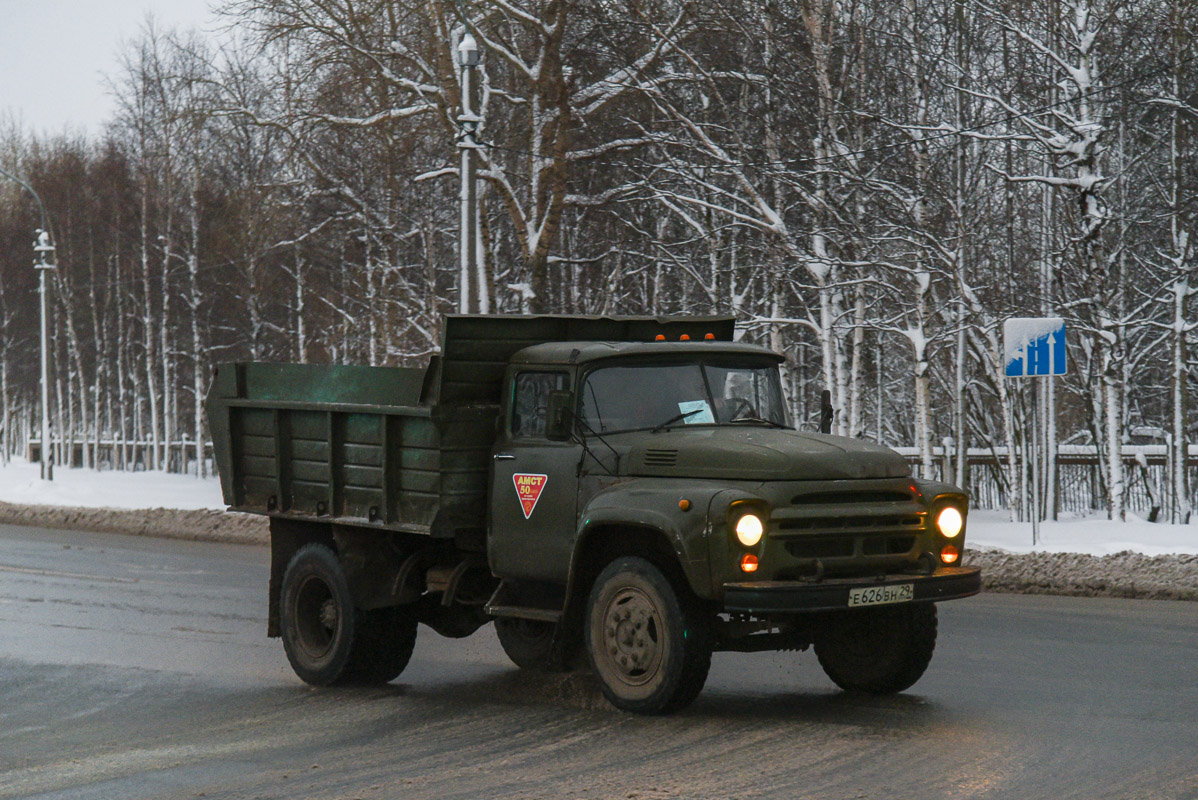Архангельская область, № Е 626 ВН 29 — ЗИЛ-495810