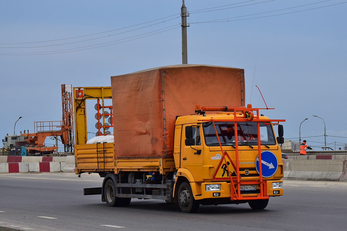 Московская область, № М 654 СУ 790 — КамАЗ-4308-R4(28)