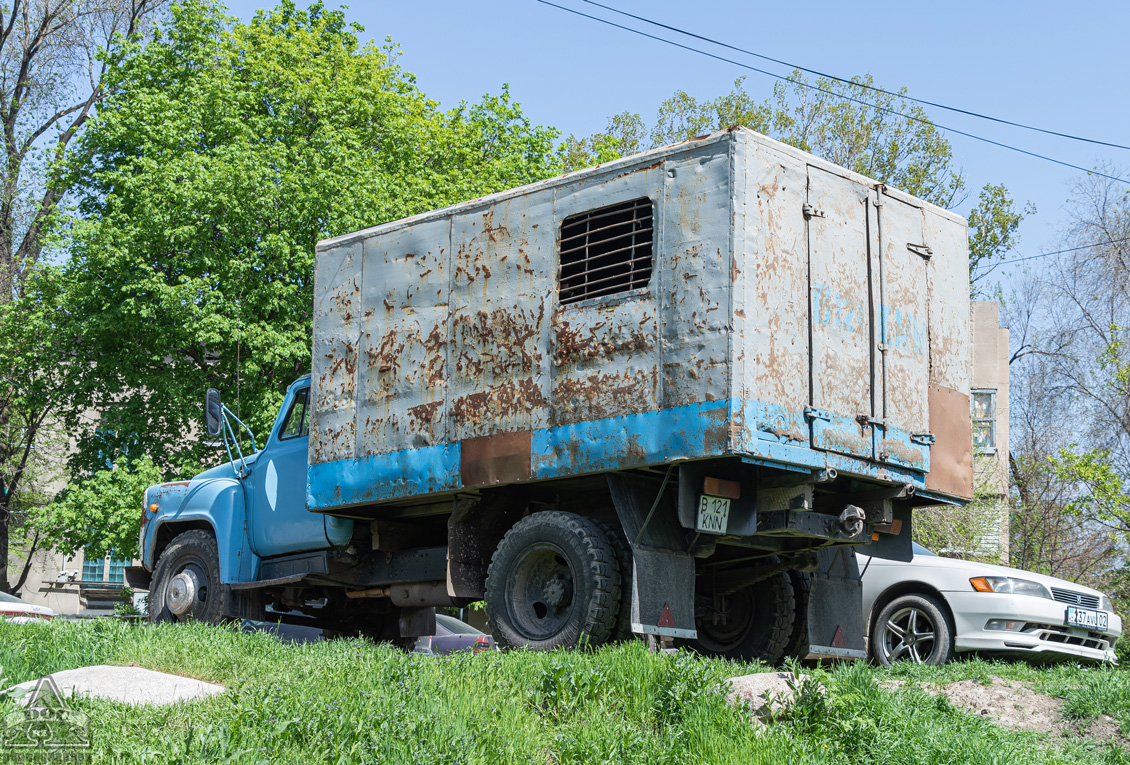 Алматинская область, № B 121 KNN — ГАЗ-53-12