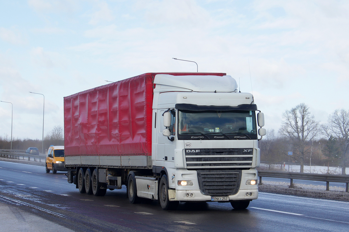 Молдавия, № RNK 253 — DAF XF105 FT