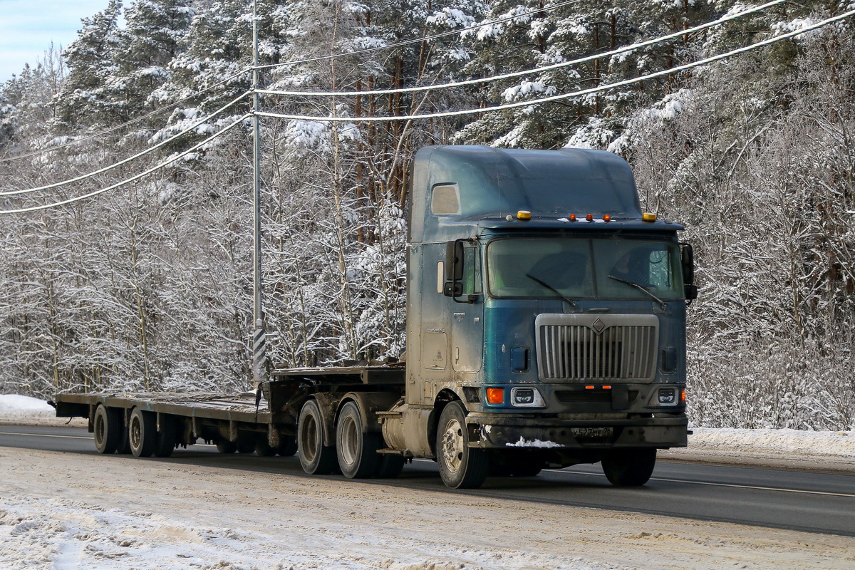 Ярославская область, № У 527 МР 76 — International 9800i