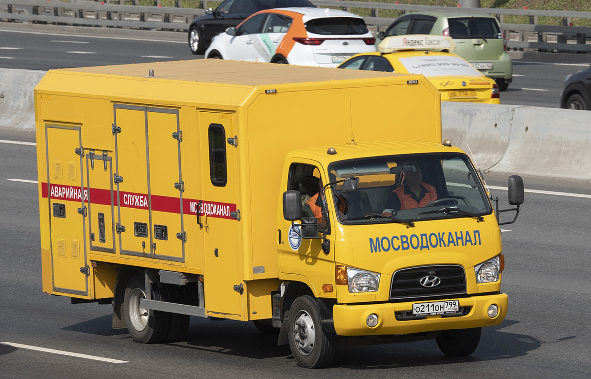 Москва, № О 211 ОН 799 — Hyundai HD78 [XWE]