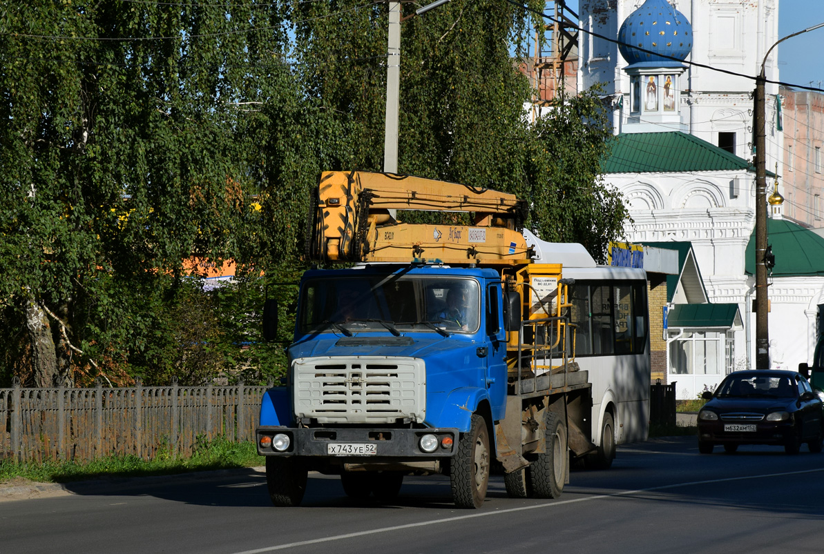 Нижегородская область, № Х 743 УЕ 52 — ЗИЛ-432932