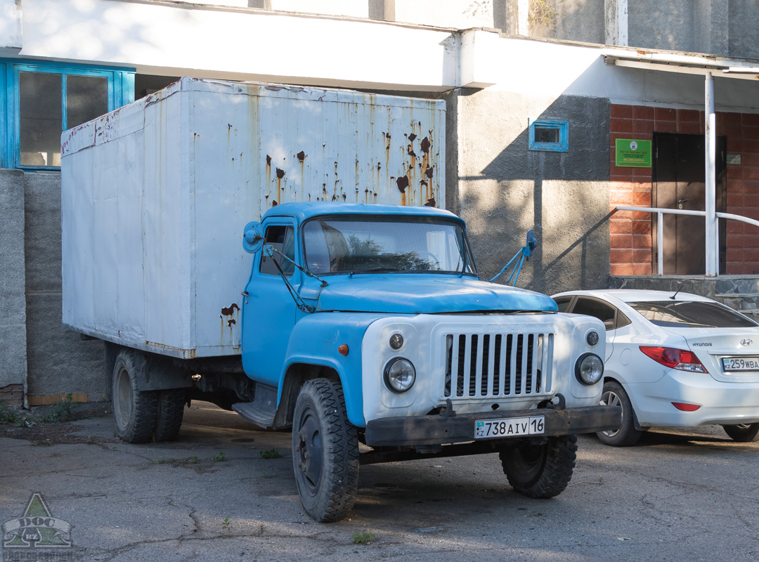 Восточно-Казахстанская область, № 738 AIV 16 — ГАЗ-52-01