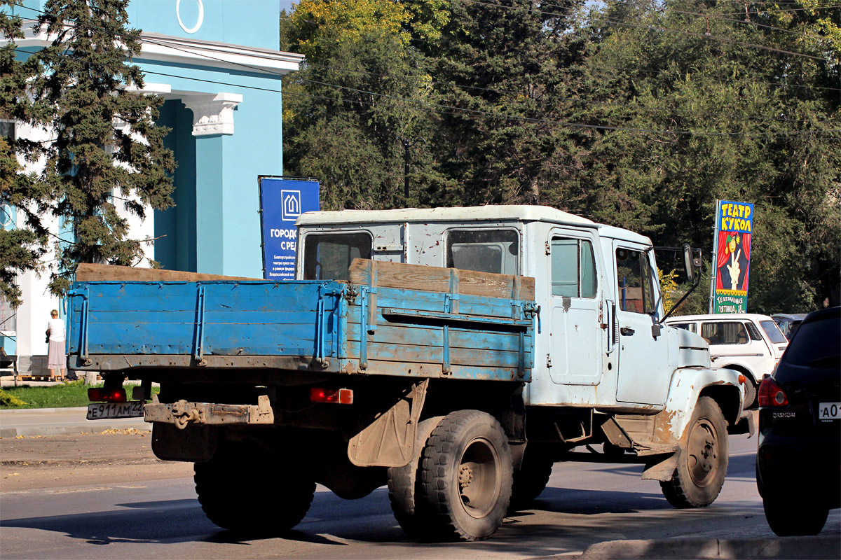 Алтайский край, № Е 911 АМ 22 — ГАЗ-3306