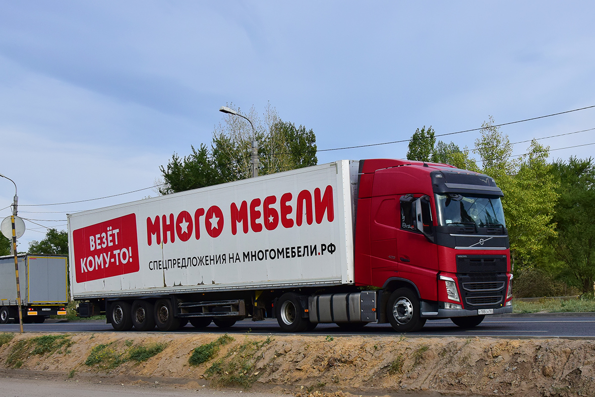 Саратовская область, № А 188 СН 164 — Volvo ('2012) FH.420