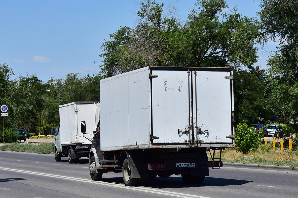 Волгоградская область, № А 977 ХН 134 — ГАЗ-33106 "Валдай"