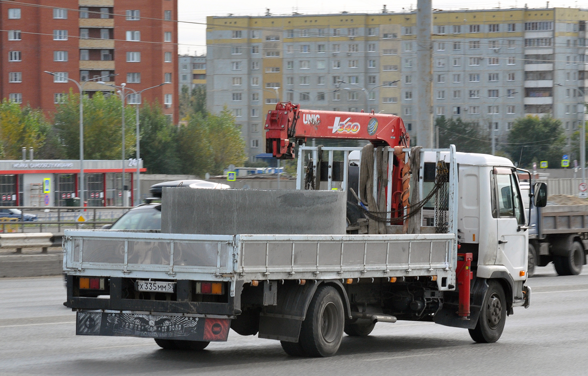 Омская область, № Х 335 ММ 55 — Nissan Diesel Condor