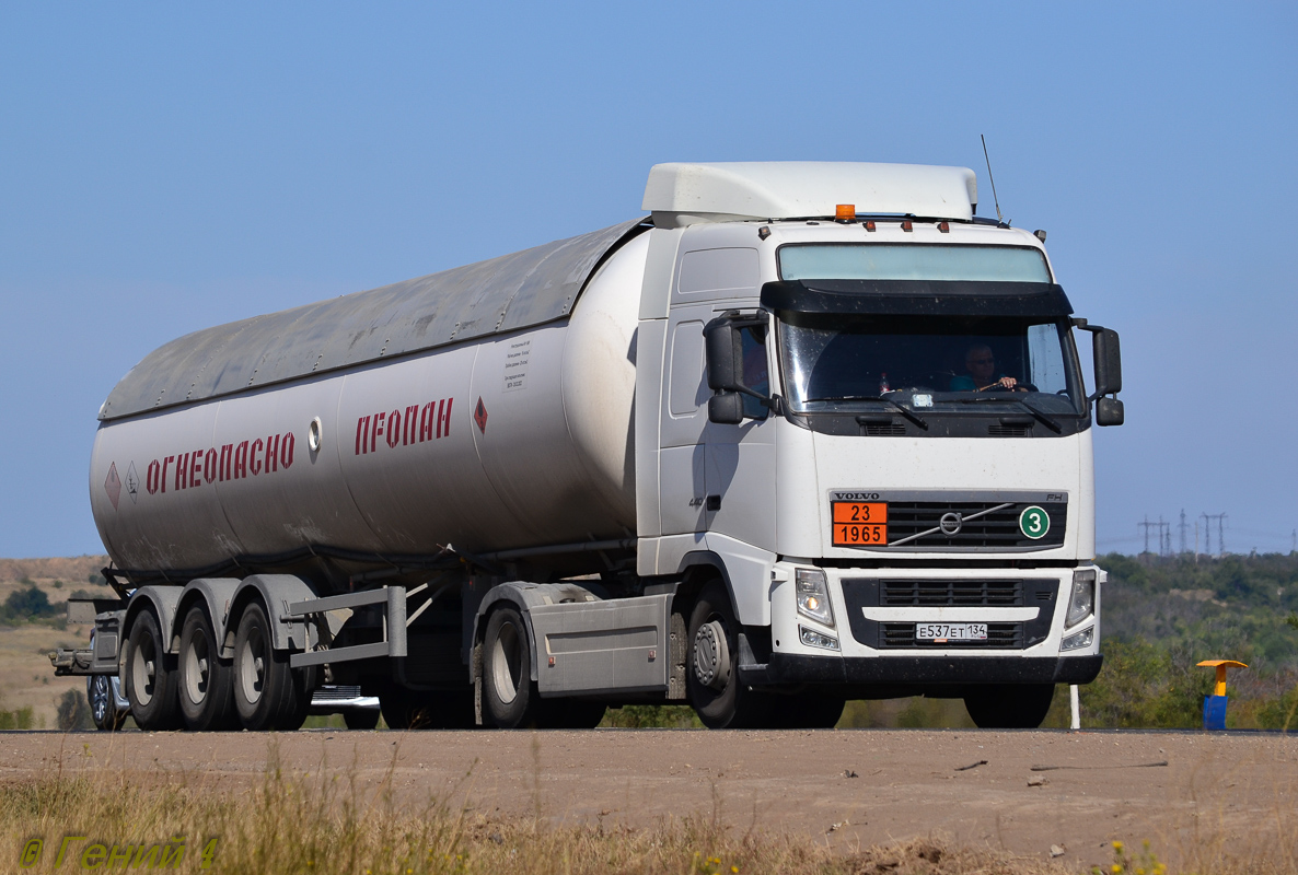 Волгоградская область, № Е 537 ЕТ 134 — Volvo ('2008) FH.440 [X9P]