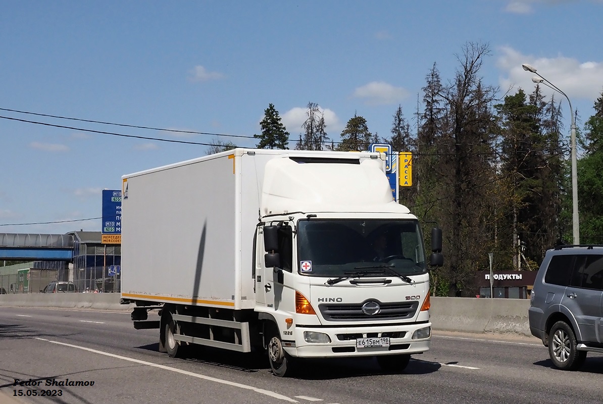 Санкт-Петербург, № Е 615 ВМ 198 — Hino 500