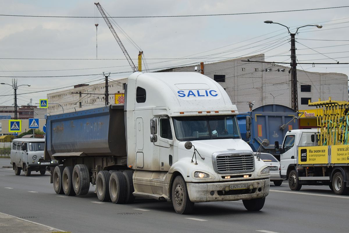 Алтайский край, № С 825 СВ 22 — Freightliner Columbia