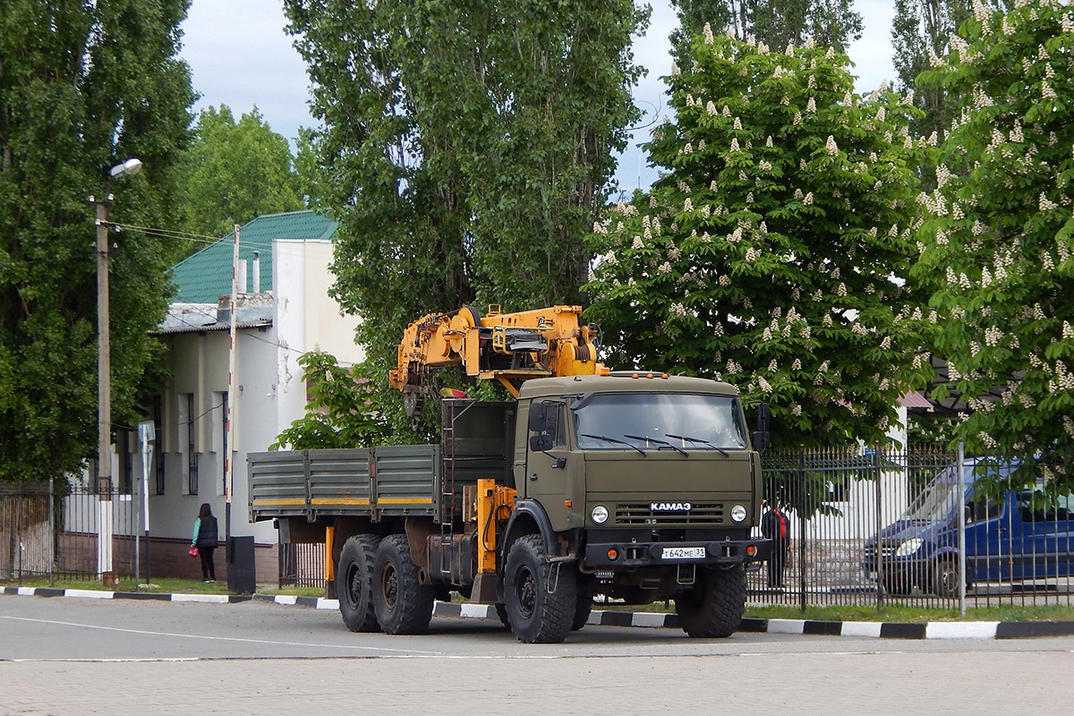 Белгородская область, № Т 642 МЕ 31 — КамАЗ-43118-15 [43118R]