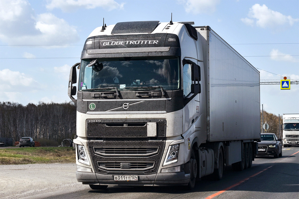 Красноярский край, № В 311 ТТ 124 — Volvo ('2012) FH.420