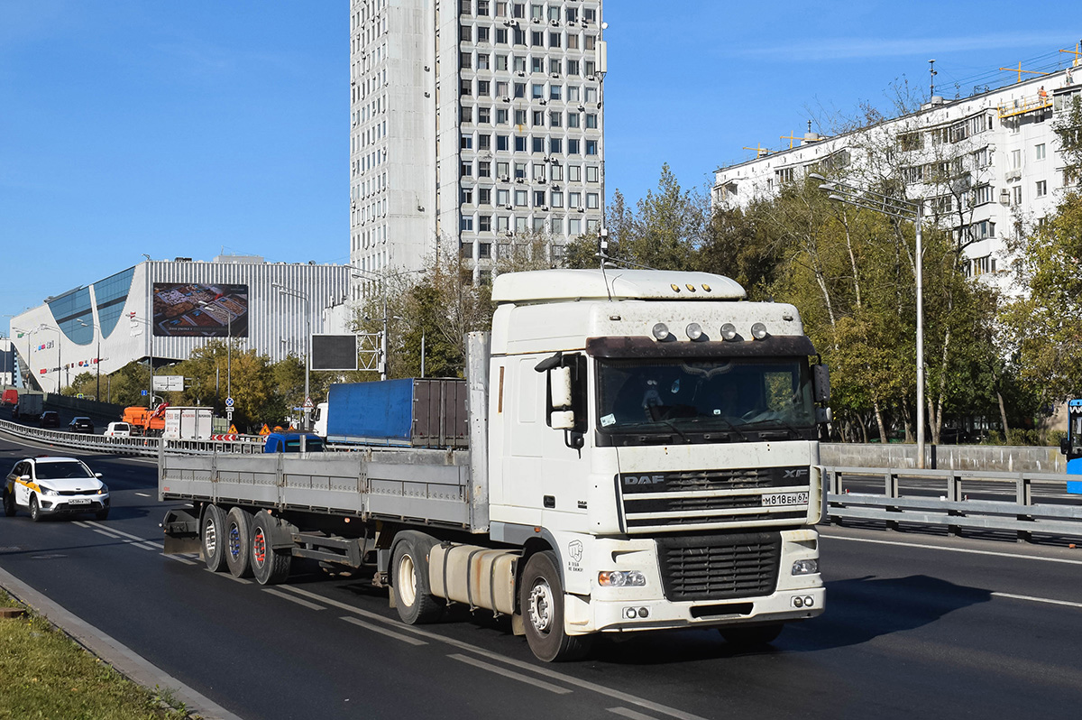 Смоленская область, № М 818 ЕН 67 — DAF XF95 FT