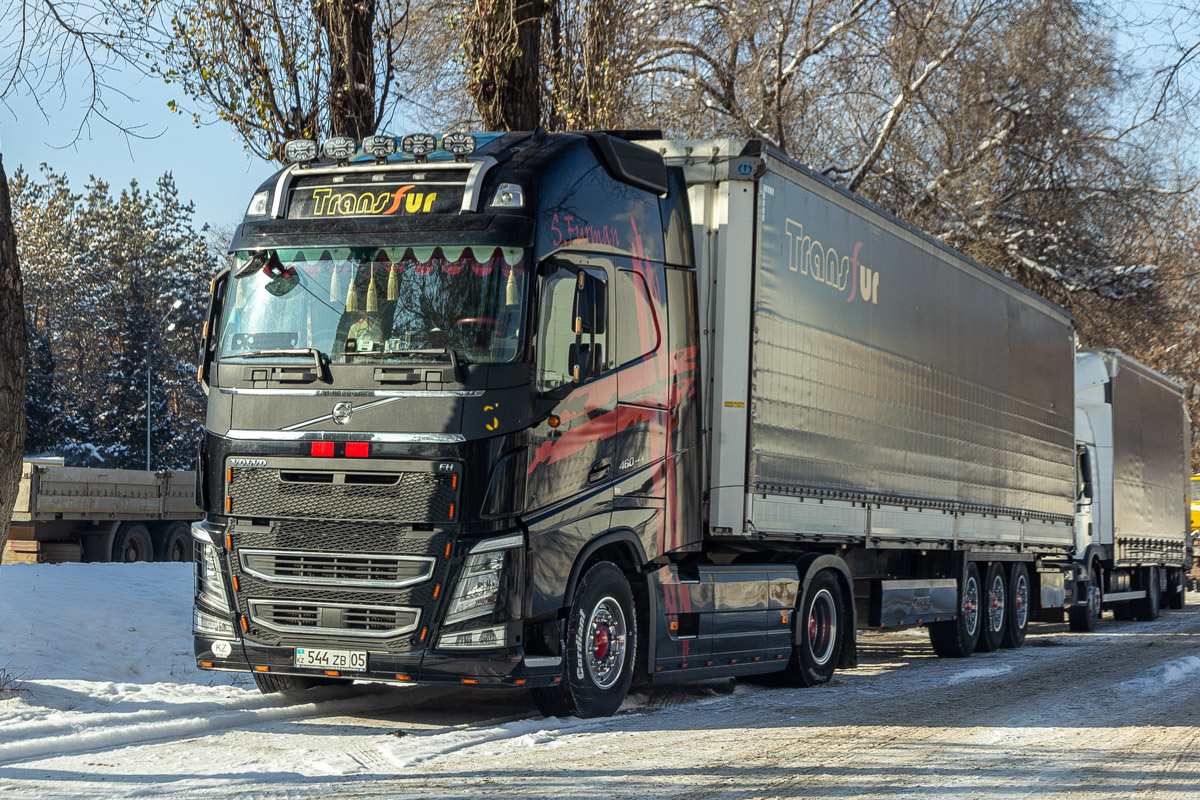 Алматинская область, № 544 ZB 05 — Volvo ('2012) FH.460 [X9P]