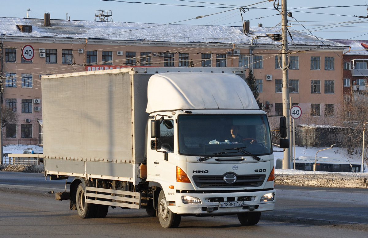 Омская область, № В 128 МТ 155 — Hino 500