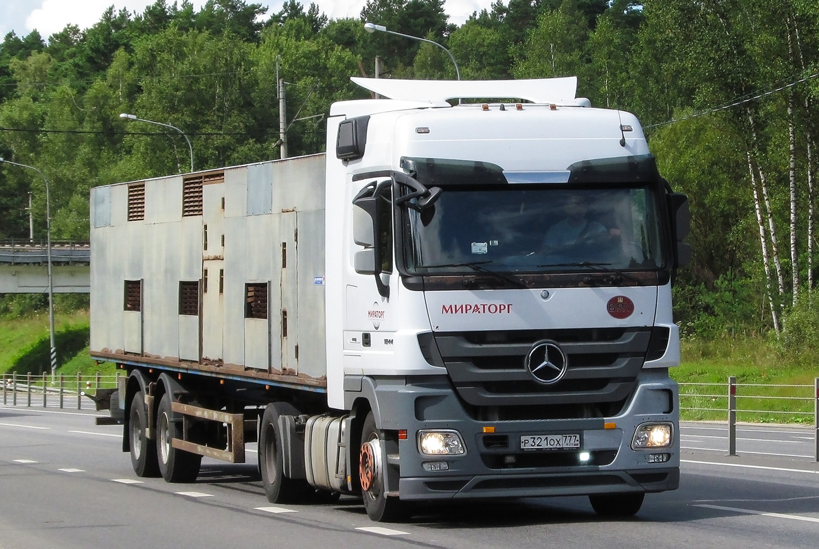 Московская область, № Р 321 ОХ 777 — Mercedes-Benz Actros ('2009) 1844