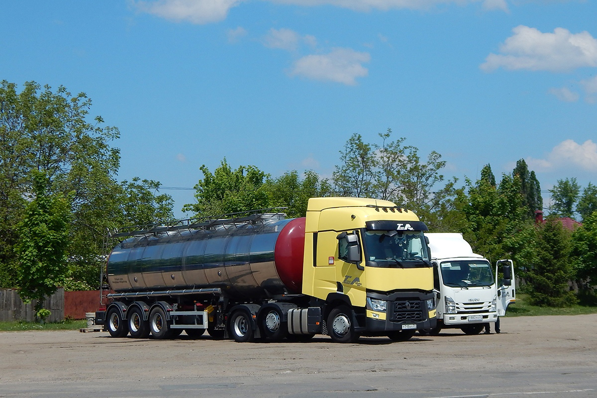 Белгородская область, № Т 715 КХ 31 — Renault T-Series ('2013)