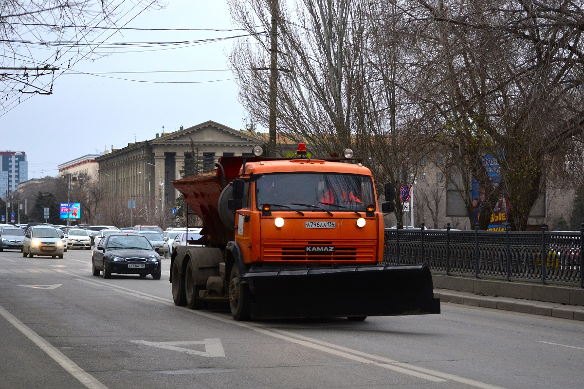 Волгоградская область, № А 796 АА 134 — КамАЗ-65115-62