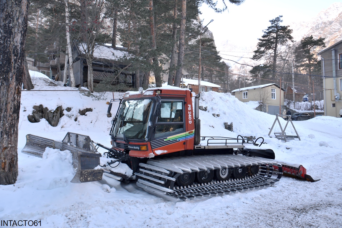 Северная Осетия, № (15) Б/Н СТ 0003 — PistenBully (общая модель)