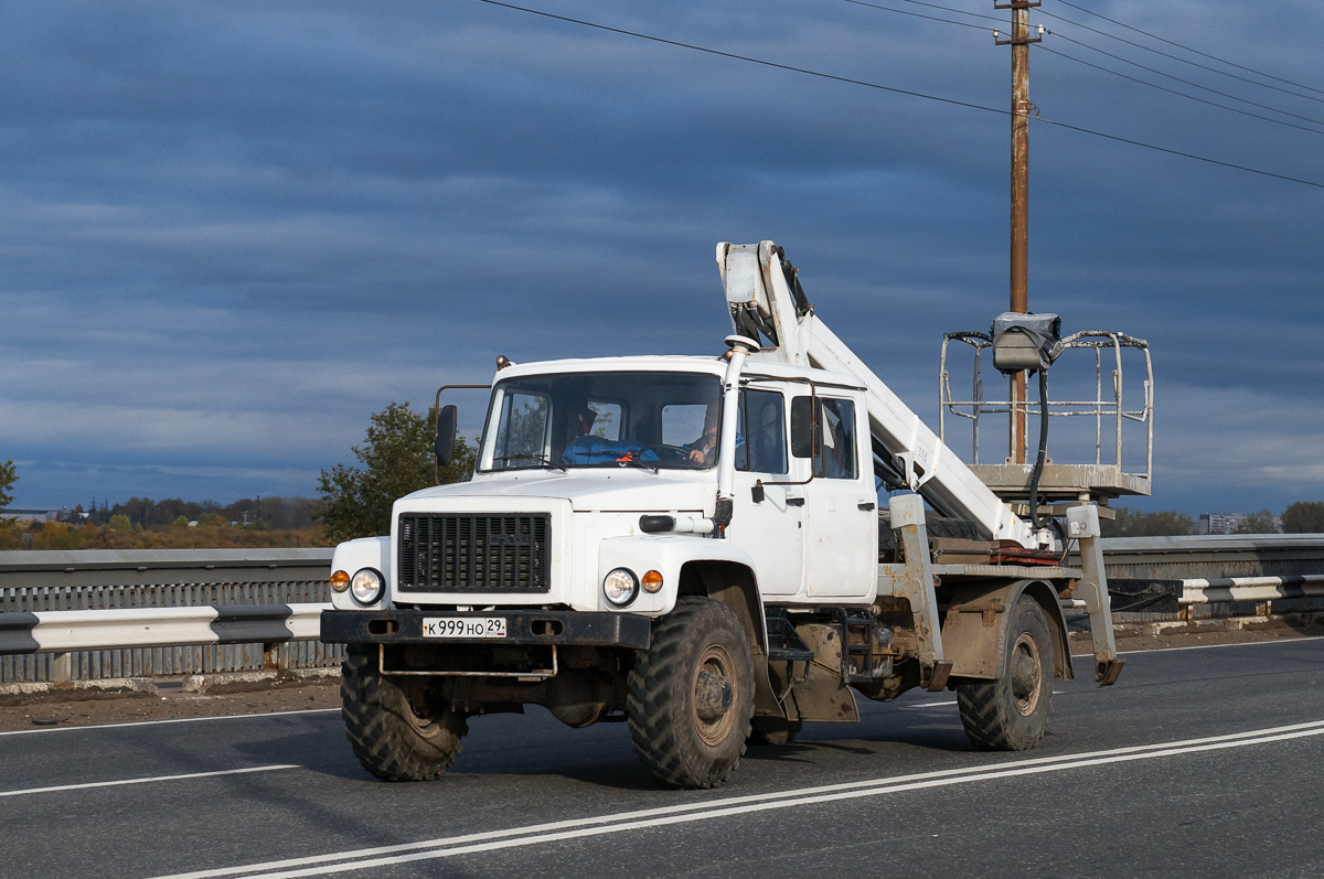 Архангельская область, № К 999 НО 29 — ГАЗ-33081 «Садко»