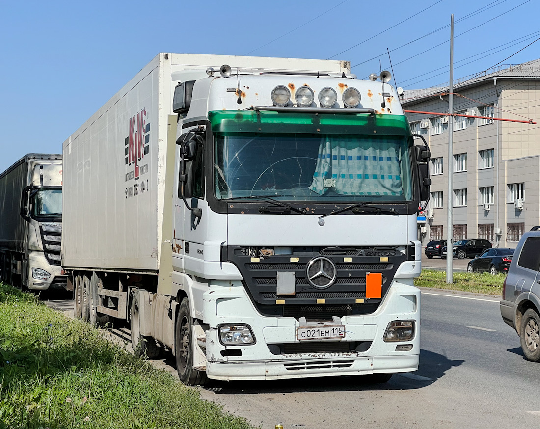 Татарстан, № С 021 ЕМ 116 — Mercedes-Benz Actros ('2003) 1844