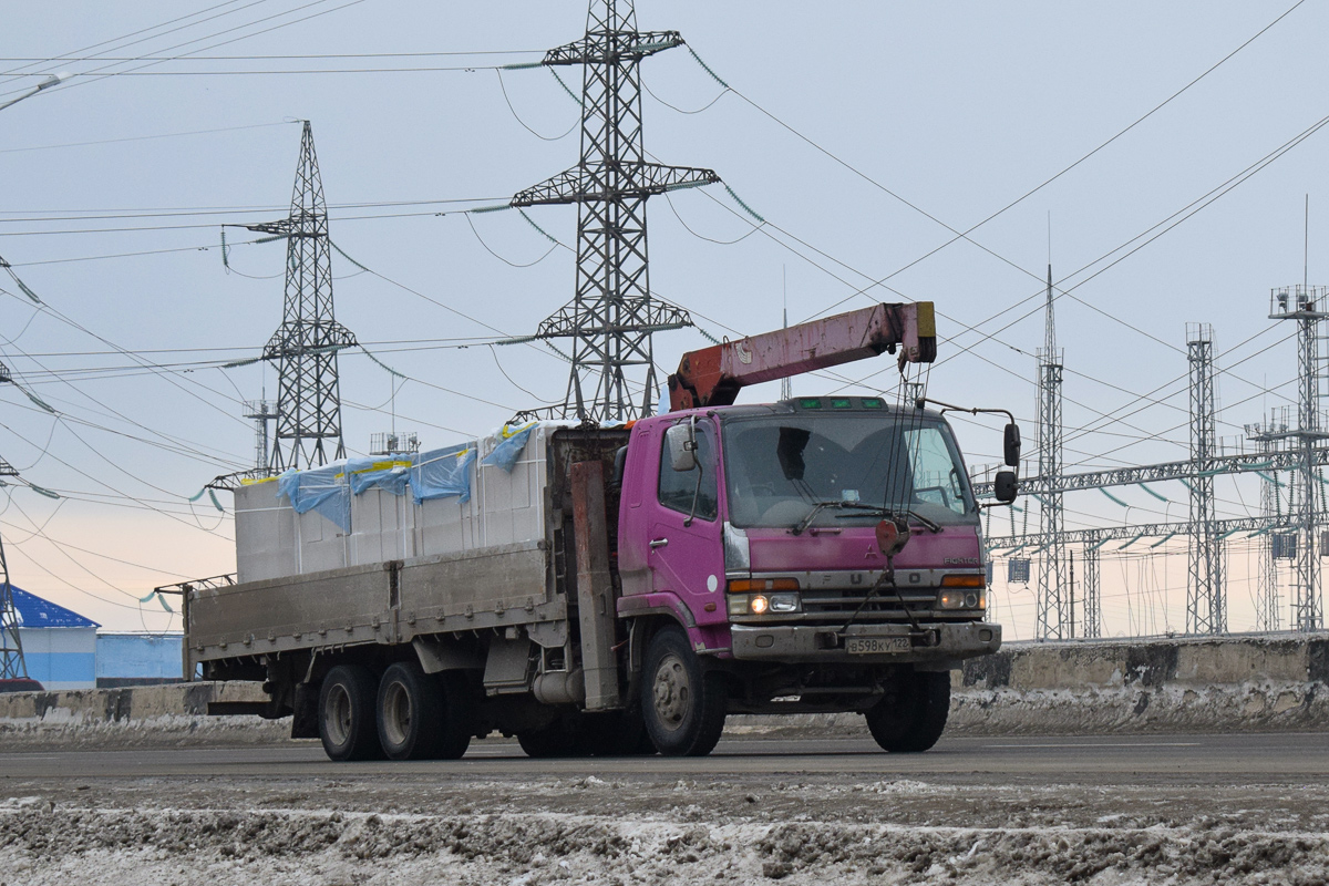 Алтайский край, № В 598 КУ 122 — Mitsubishi Fuso Fighter