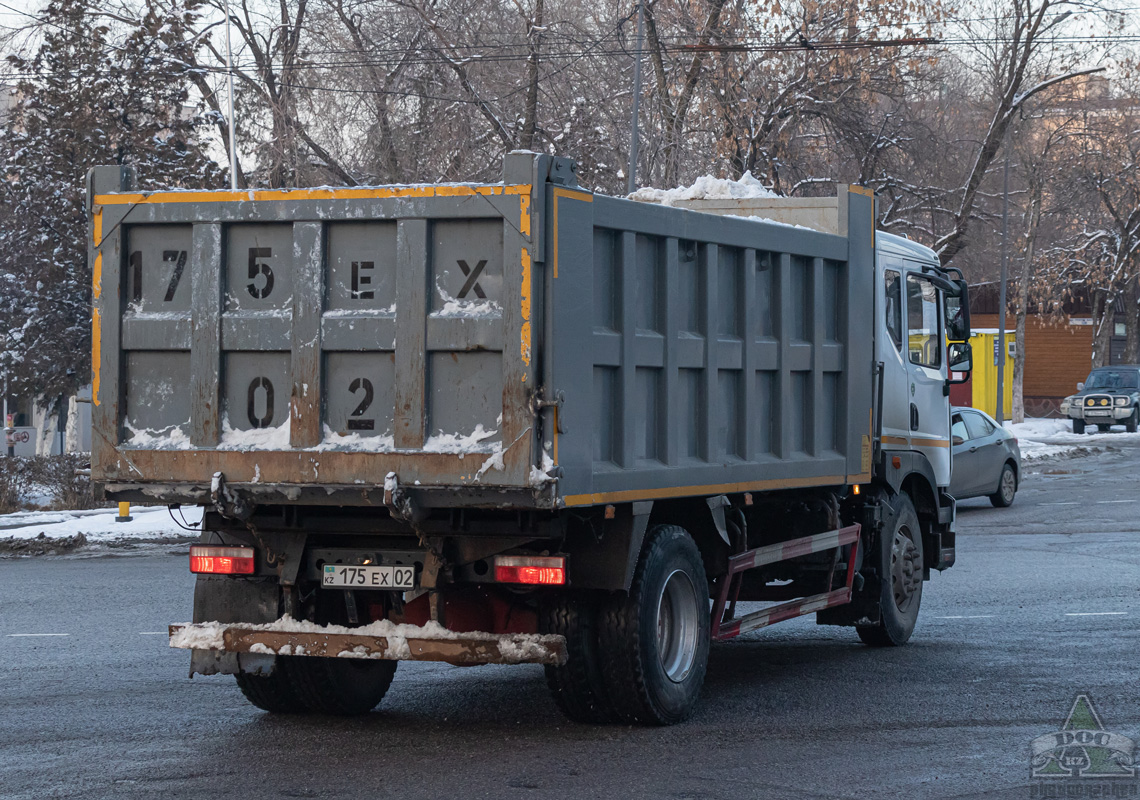 Алматы, № 175 EX 02 — Dongfeng  (общая модель)