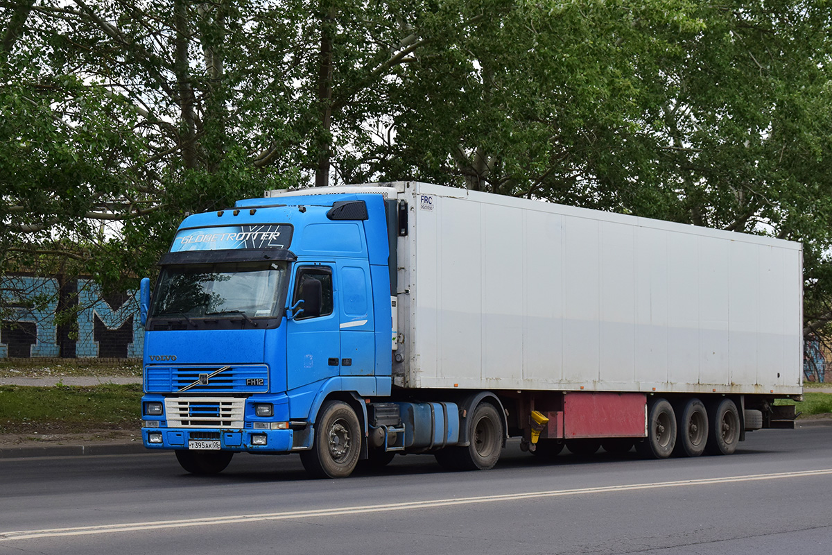 Дагестан, № Т 395 АК 05 — Volvo ('1993) FH12.460