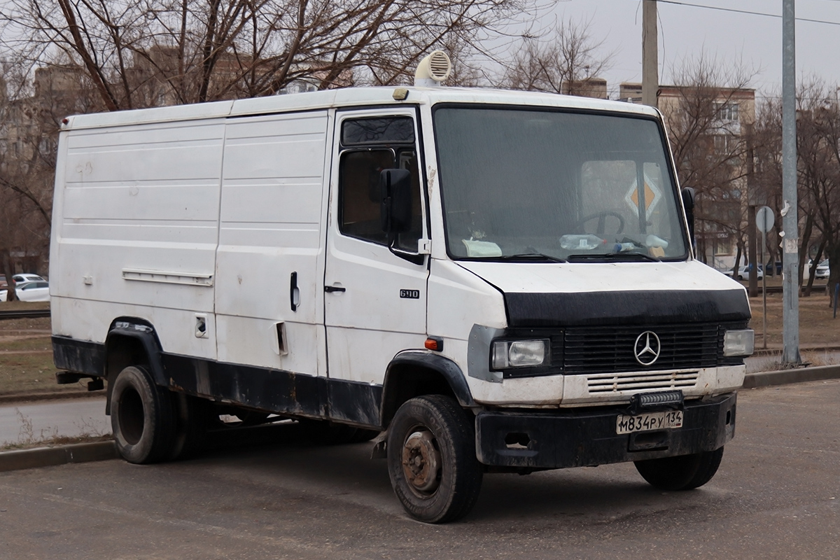 Волгоградская область, № М 834 РУ 134 — Mercedes-Benz T2 ('1986)