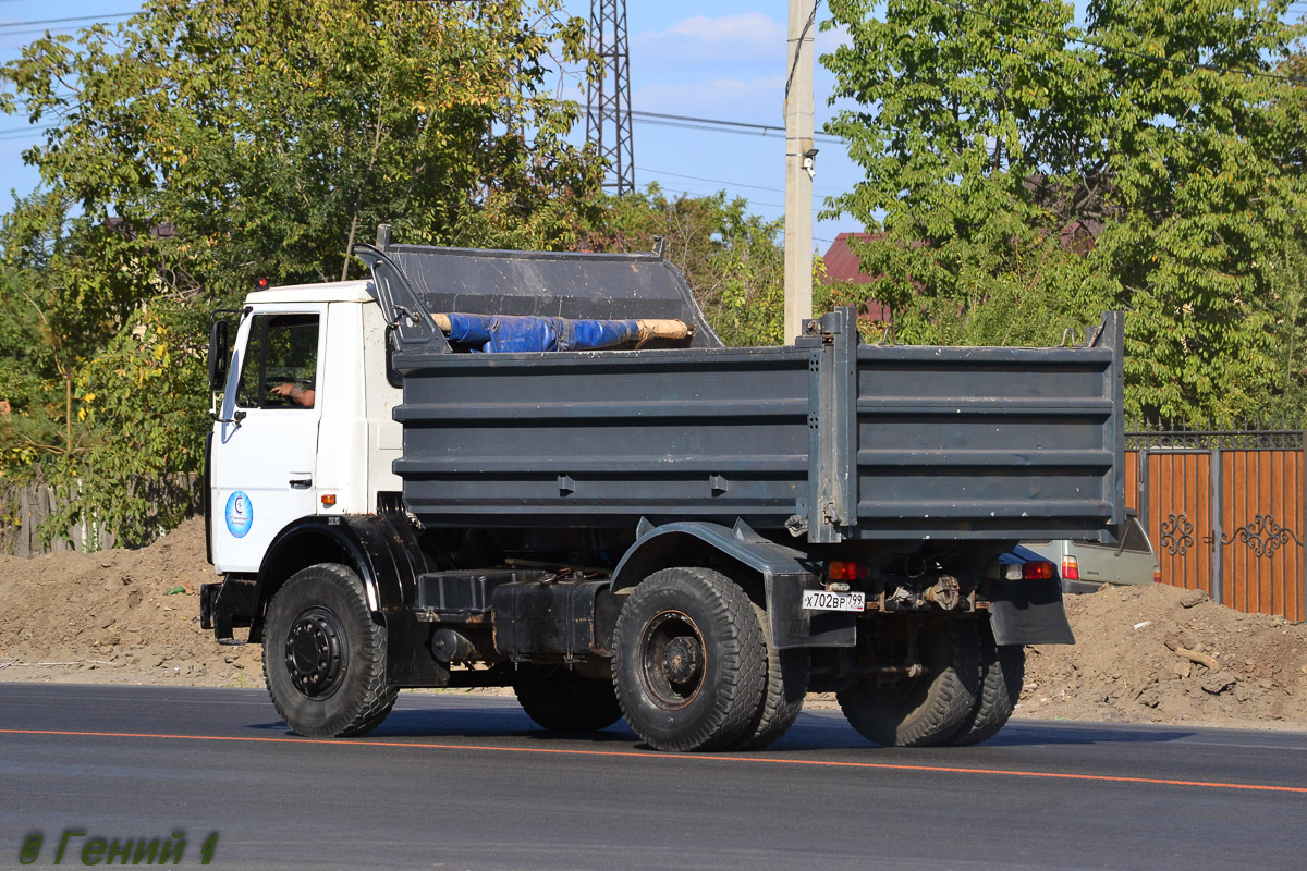 Волгоградская область, № Х 702 ВР 799 — МАЗ-5551A2