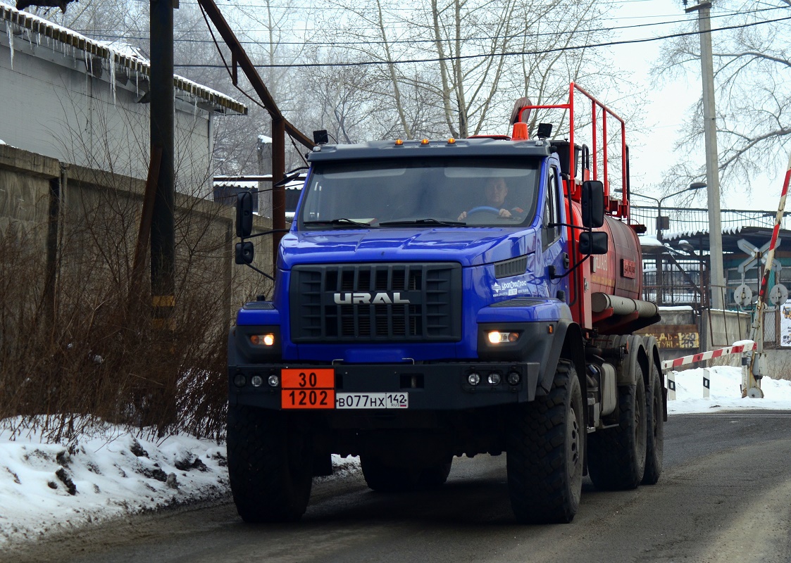 Кемеровская область, № В 077 НХ 142 — Урал NEXT 4320-72