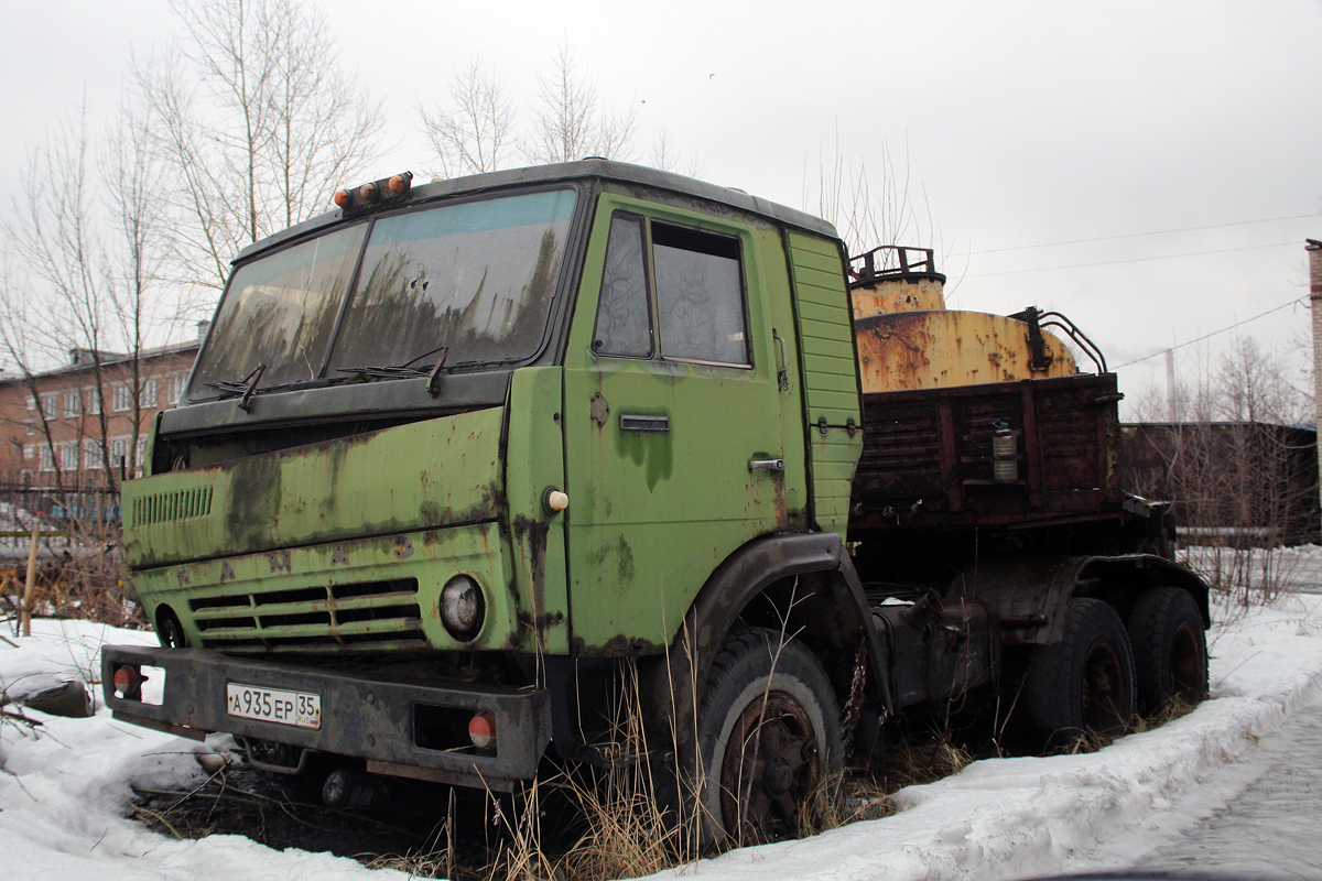 Вологодская область, № А 935 ЕР 35 — КамАЗ-5410