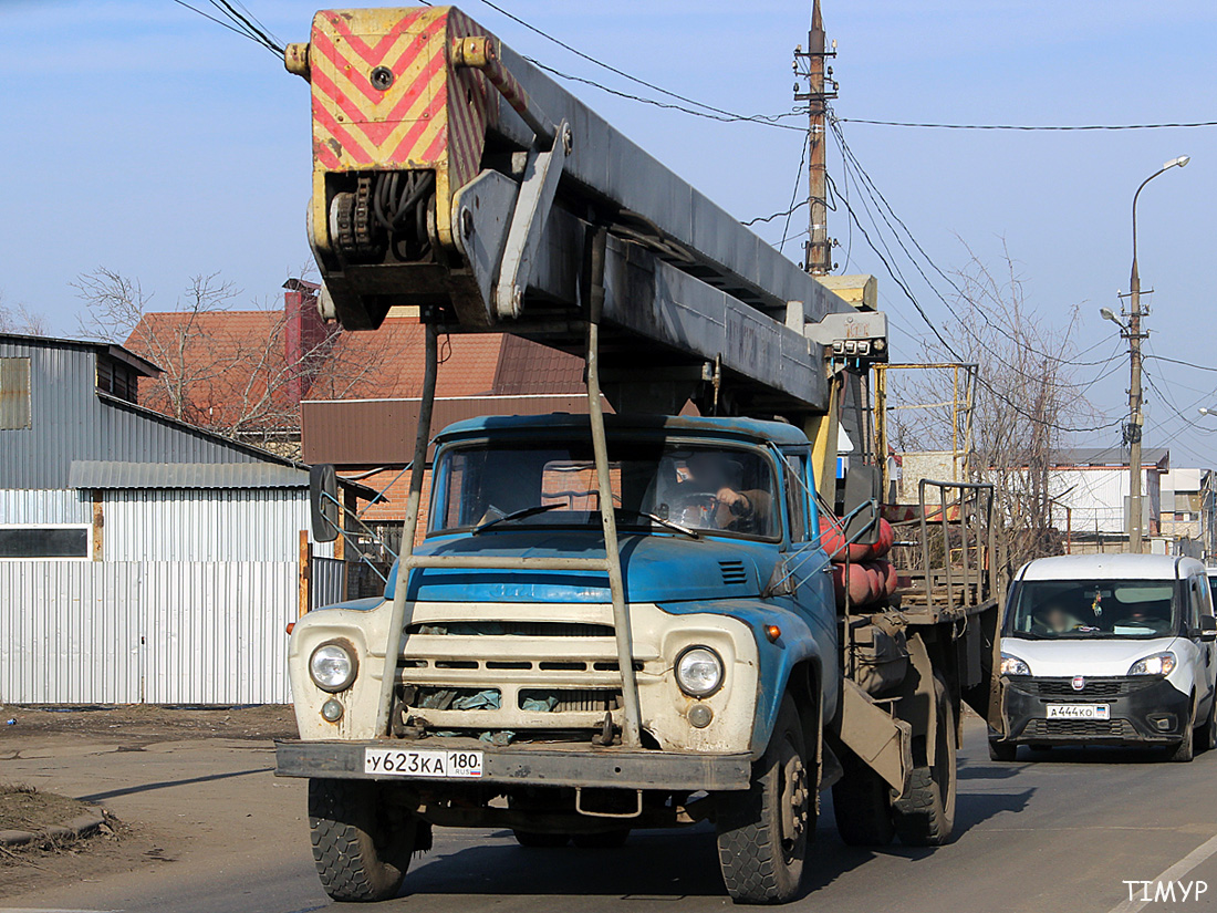 Донецкая область, № У 623 КА 180 — ЗИЛ-130 (общая модель)