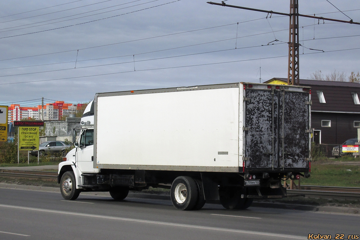 Алтайский край, № А 504 МХ 122 — Freightliner Business Class FL