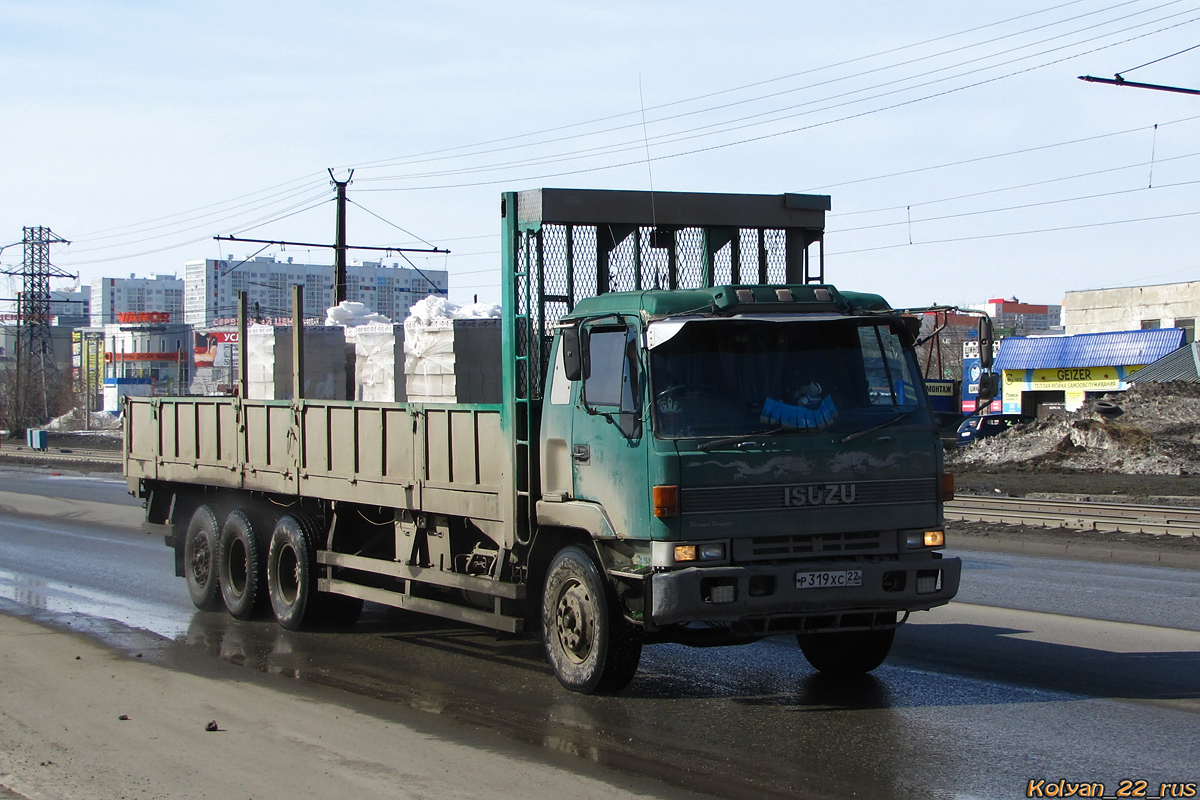 Алтайский край, № Р 319 ХС 22 — Isuzu Giga (общая модель)