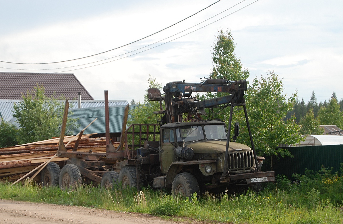 Вологодская область, № С 826 СТ 35 — Урал-4320 / 5557 (общая модель)