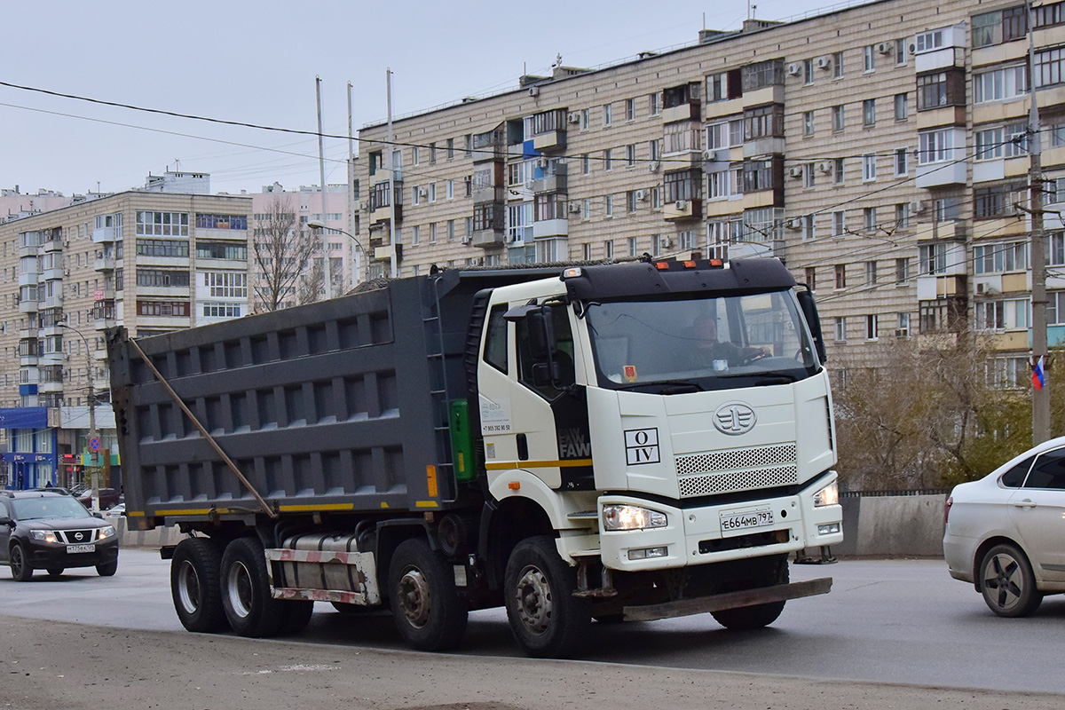 Волгоградская область, № Е 664 МВ 797 — FAW J6 CA3310