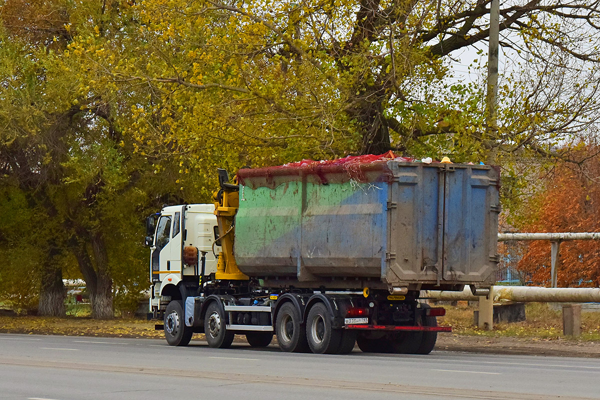 Волгоградская область, № В 335 НТ 797 — FAW J6 CA3310