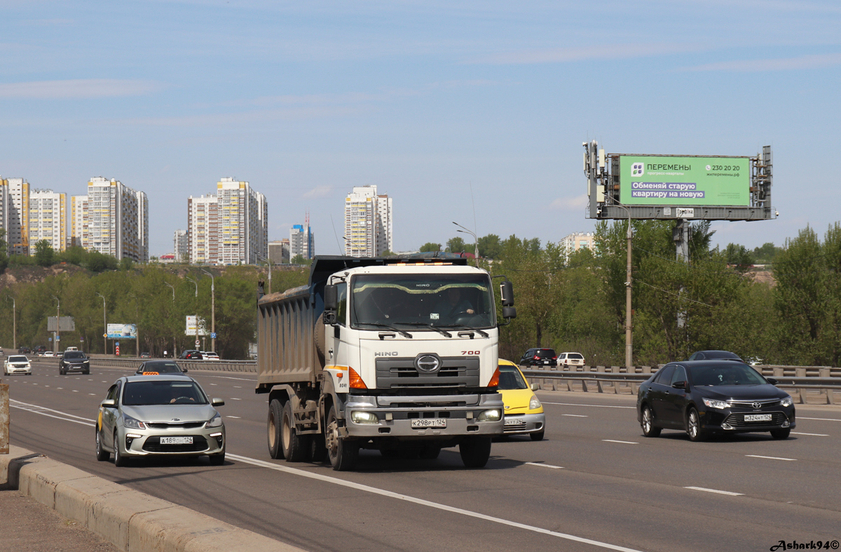 Красноярский край, № К 298 РТ 124 — Hino 700